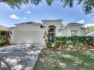 19019 Weatherstone Dr, Tampa, FL 33647