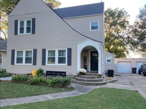 915 S 2nd St, Arkansas City, KS 67005