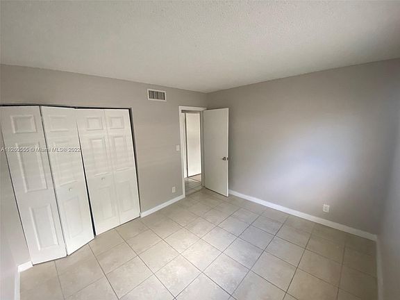 5th image of 500 NE 2nd St APT 103
