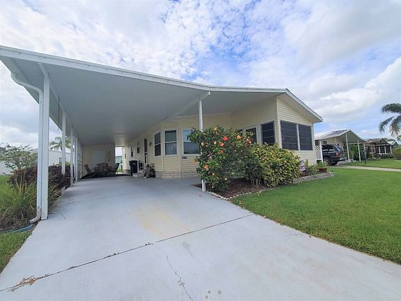 2nd image of 8119 Lemonwood Dr S