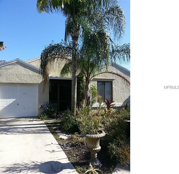 1st image of 56 Hastings Ln