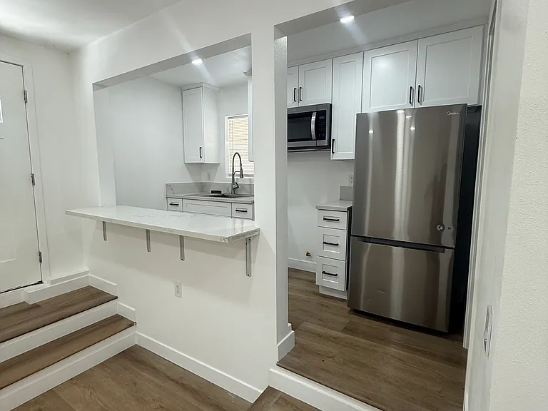 13407 Helen St #B — Photo 7