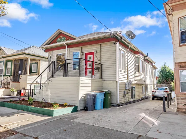 1516 Alcatraz Ave #2, Berkeley, CA 94703