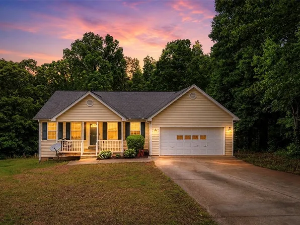 11048 Ferncliff Dr, Seneca, SC 29678