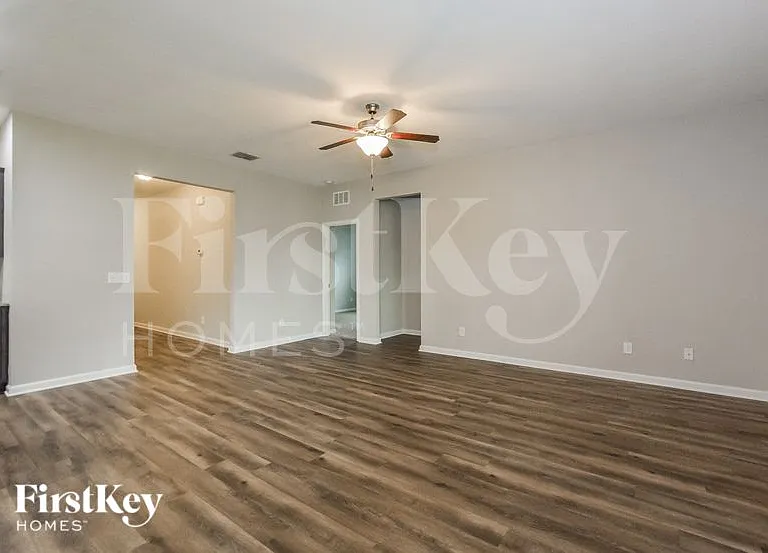 4753 Osprey Way — Photo 2