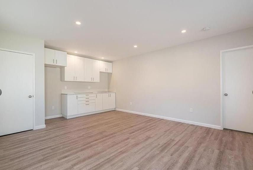 kitchen/living room