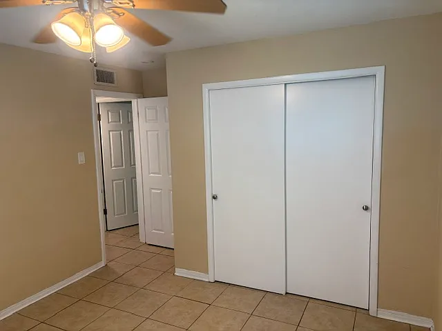 3980 E River Dr — Photo 15