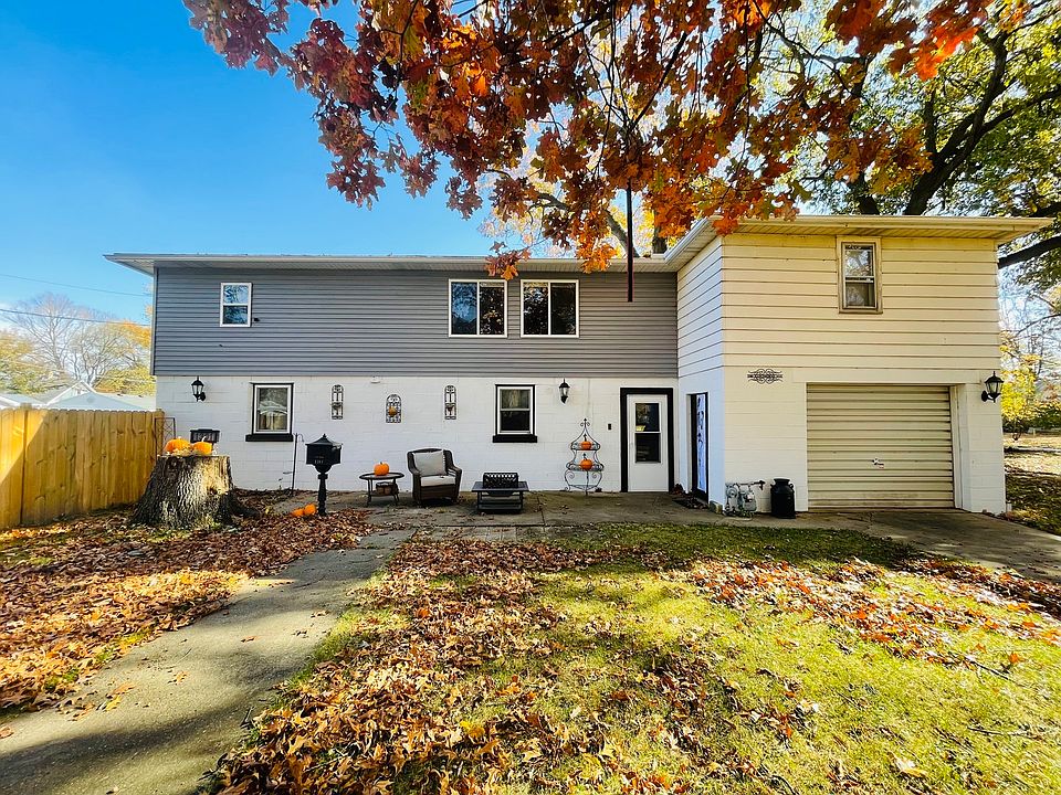 1st image of 1301 Hawthorne Ave