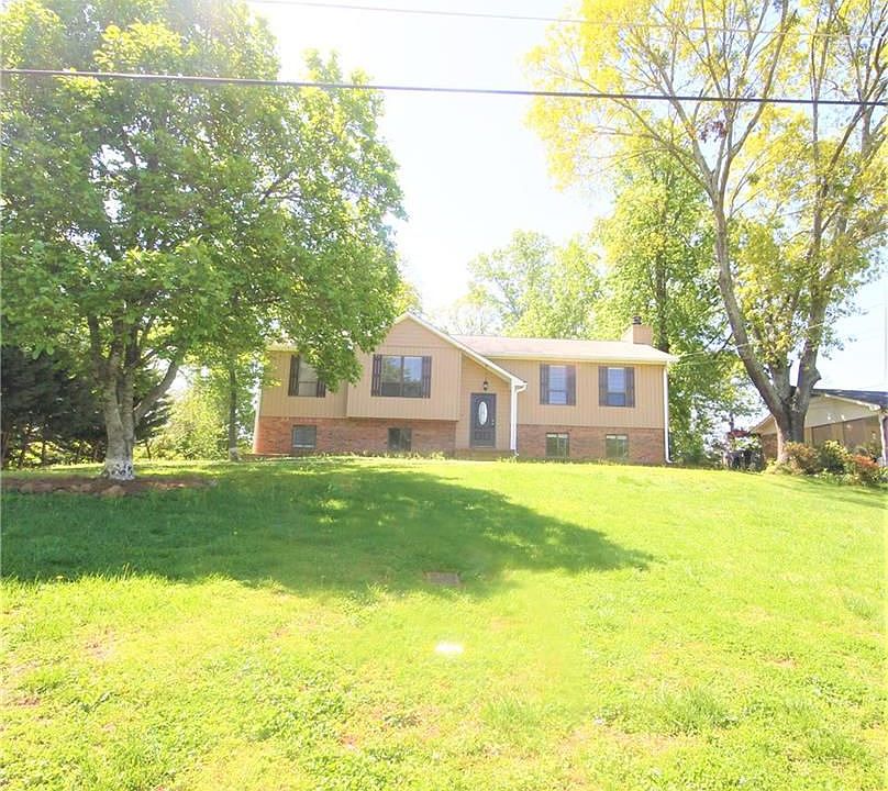 1st image of 2264 Stoney Ford Dr NE