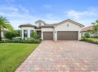 9132 Balsamo Dr, Palm Beach Gardens, FL 33410