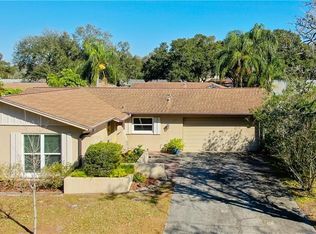 115 Country Villas Dr, Safety Harbor, FL 34695