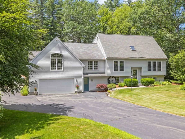 25 Chatfield Drive, Litchfield, NH 03052