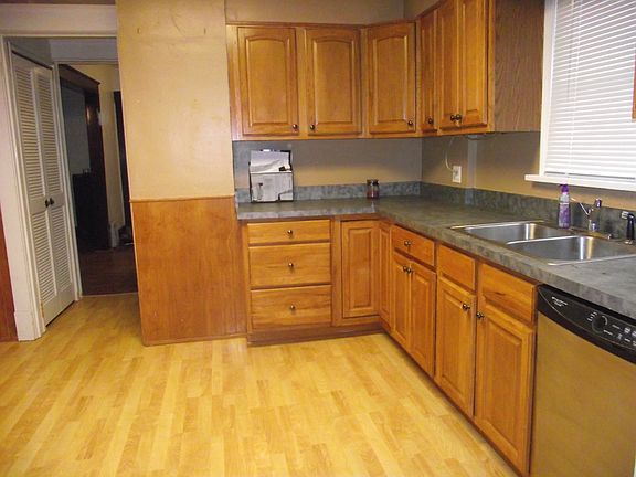 5th image of 3541 Dixie Dr