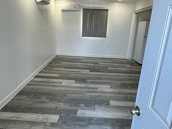 3rd image of 5714 N 70th Ave #2