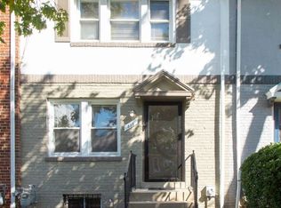 819 20th St NE, Washington, DC 20002