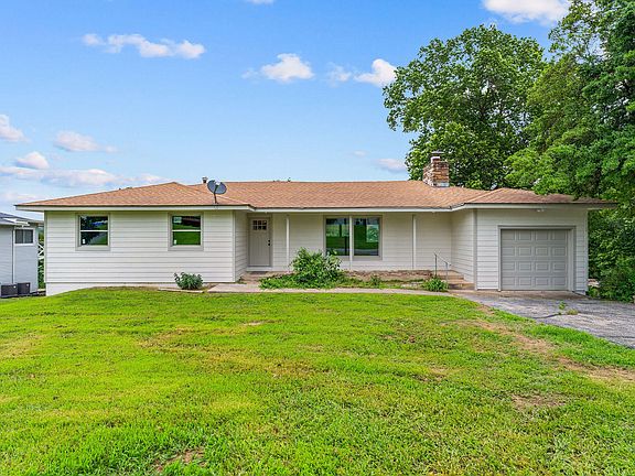 2nd image of 25720 Hillcrest Drive