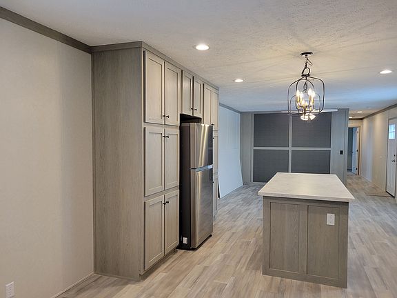 4th image of 9136 Windward Dr #214