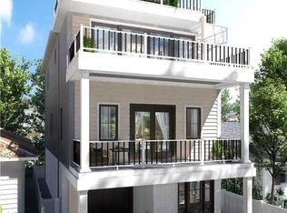 39 Wisconsin St, Long Beach, NY 11561