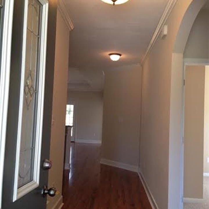 1st image of 113 Covington Cir