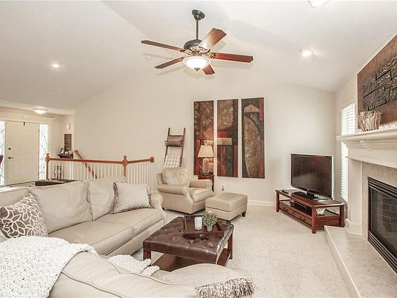 2nd image of 5616 NW 93rd St