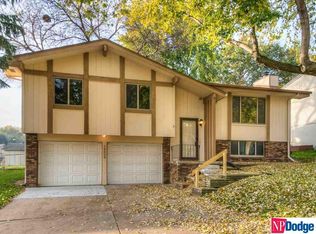 13009 Edna St, Omaha, NE 68138