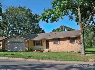 6400 Allwood Dr, N Little Rock, AR 72118
