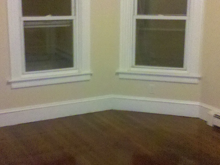 192 Clarence St #2 — Photo 5