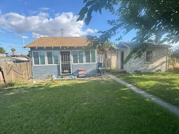 219 E 5th St, Hanford, CA 93230