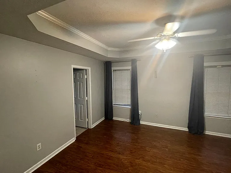 1717 Point West Dr — Photo 43