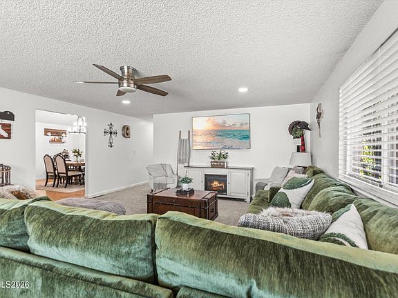 5th image of 1821 Camille Dr