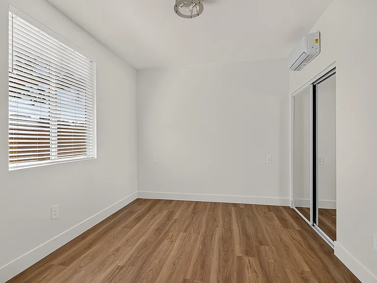 631 Hibiscus Dr #1 — Photo 6