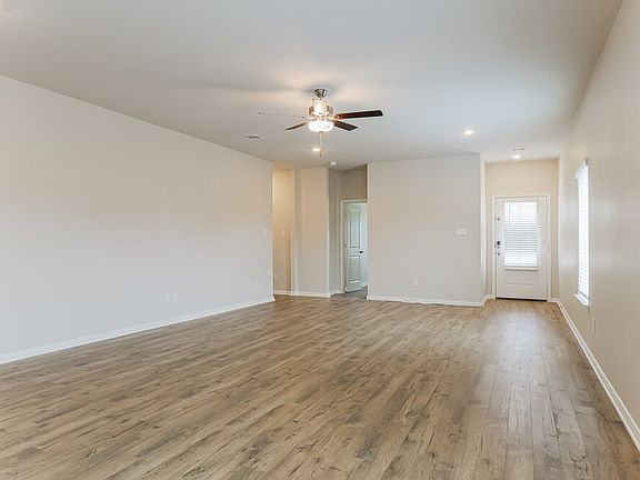 5th image of 16455 Honeysuckle Hill Dr