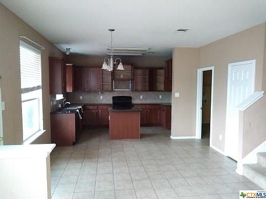 4th image of 5107 Willamette Ln