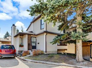 76 N Cedardale Cres SW #28, Calgary, AB T2W 3Z5