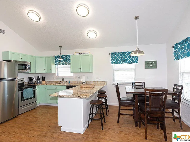 1110 Treaty Dr — Photo 5