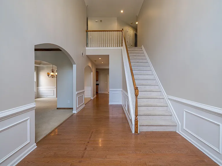 174 Ennisbrook Dr SE — Photo 4