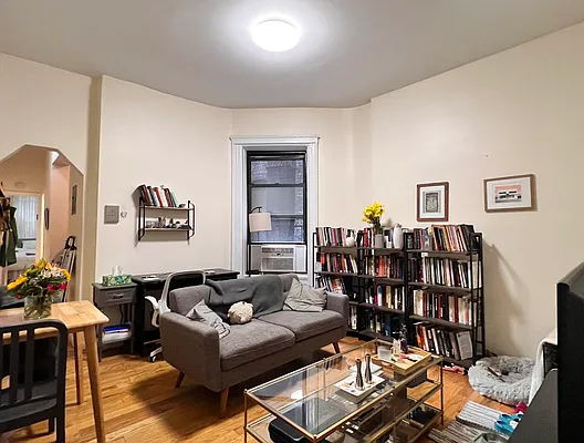 Rented by Compass | media 8