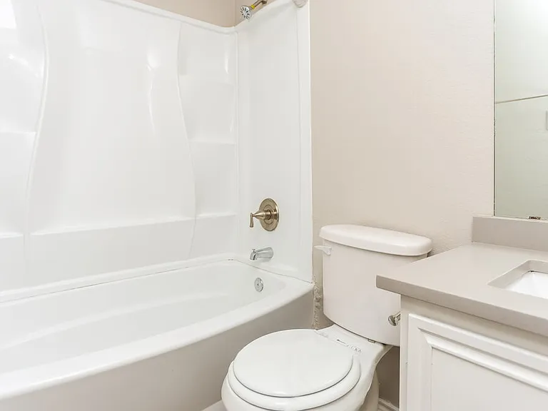 822 Astaire Ave — Photo 10