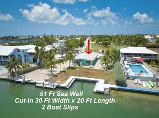 850 Shelter Bay Dr, Key Colony Beach, FL 33051