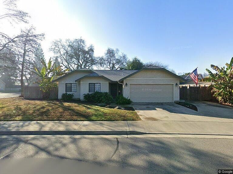 1st image of 4911 W Hillsdale Ave