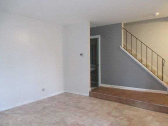 3rd image of 7792 Woodward Ave
