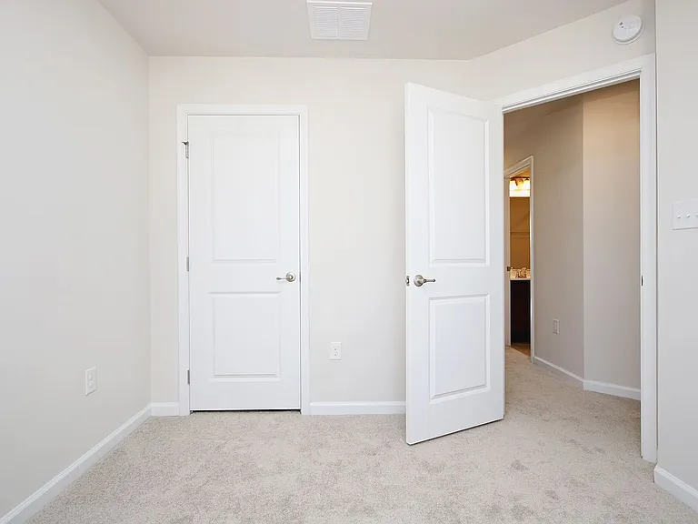 2427 Pocoson Wood Ct — Photo 16