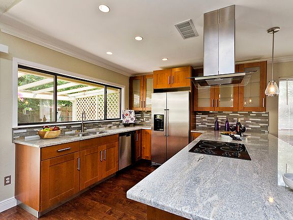 5th image of 11807 Highland Oaks Trl