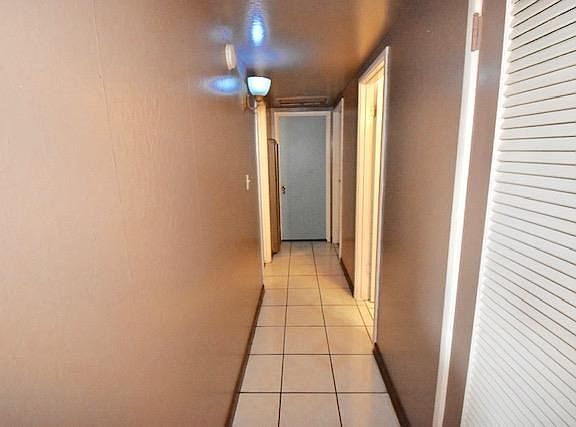 4th image of 1680 Miami Dr