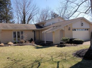 111 Acorn Cir, Oxford, OH 45056
