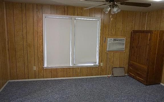 4th image of 713 Old London Ln