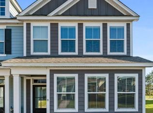 612 Ravensridge Ln, Moncks Corner, SC 29461