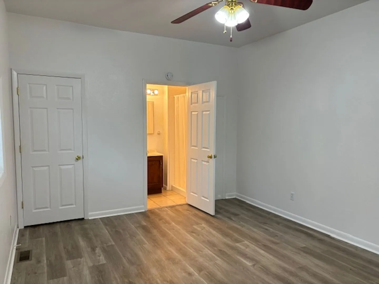 PM-244 3315 McComb Ave — Photo 2