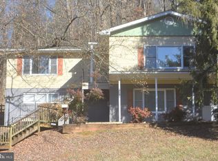 1079 Shenk Hollow Rd, Luray, VA 22835