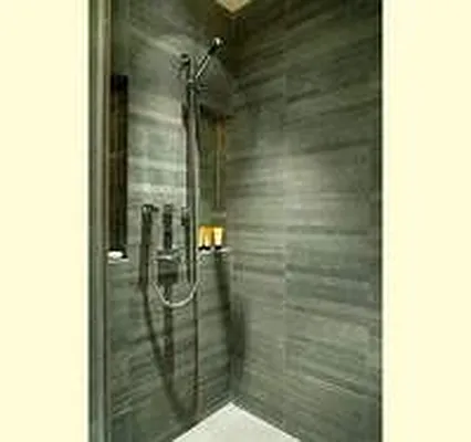 Rented by Prodigy International | media 51